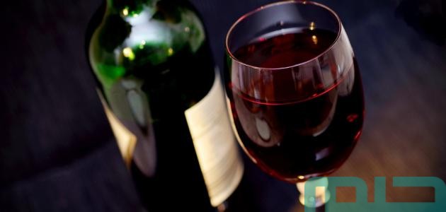 تفسير حلم رؤية شرب الخمر في المنام وعلاقته بالبشرى 1 تفسير شرب الخمر في المنام للعزباء ابن سيرين