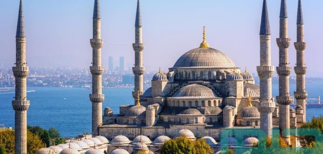 تفسير حلم رؤية الصلاة في المسجد عاريًا في المنام وعلاقته بصلاح الحال 1 ما تفسير حلم الصلاة في المسجد عاريًا؟