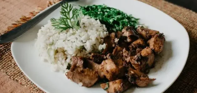 بشريات تفسير حلم أكل الأرز واللحم المطبوخ في المنام 1 تفسير حلم أكل الأرز واللحم