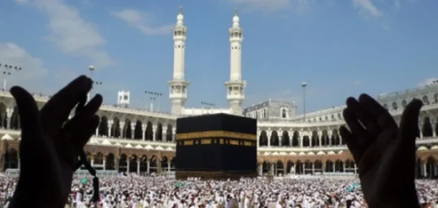 دلالات تفسير حلم رؤية الذهاب مع العائلة للعمرة في المنام 1 تفسير حلم الذهاب مع العائلة للعمرة