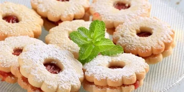 دلالات تفسير حلم رؤية البسكويت في المنام 1 تفسير رؤية حلم البسكويت في المنام
