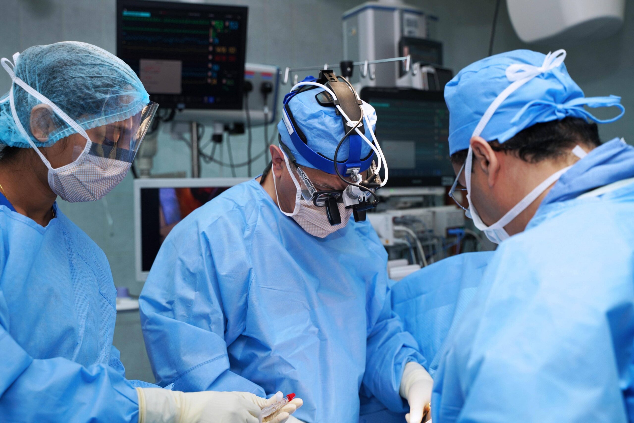 تفسير حلم عملية جراحية في القلب في المنام