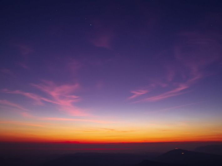 تفسير رؤية طلوع الفجر في المنام