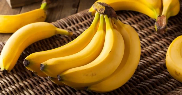 تفسير حلم إعطاء الموز