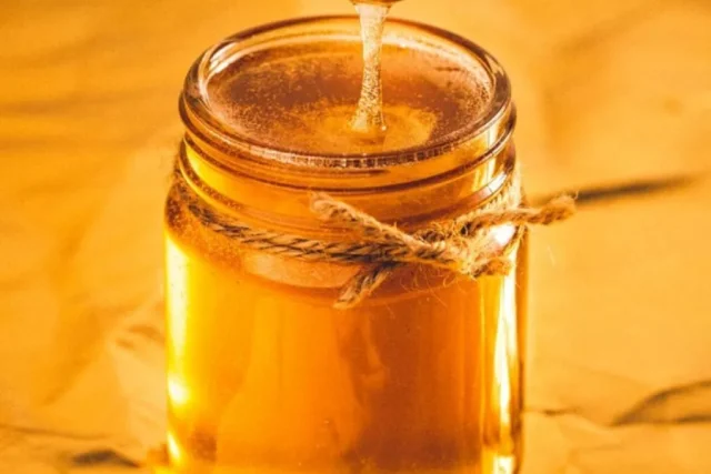 تفسير رؤية العسل في