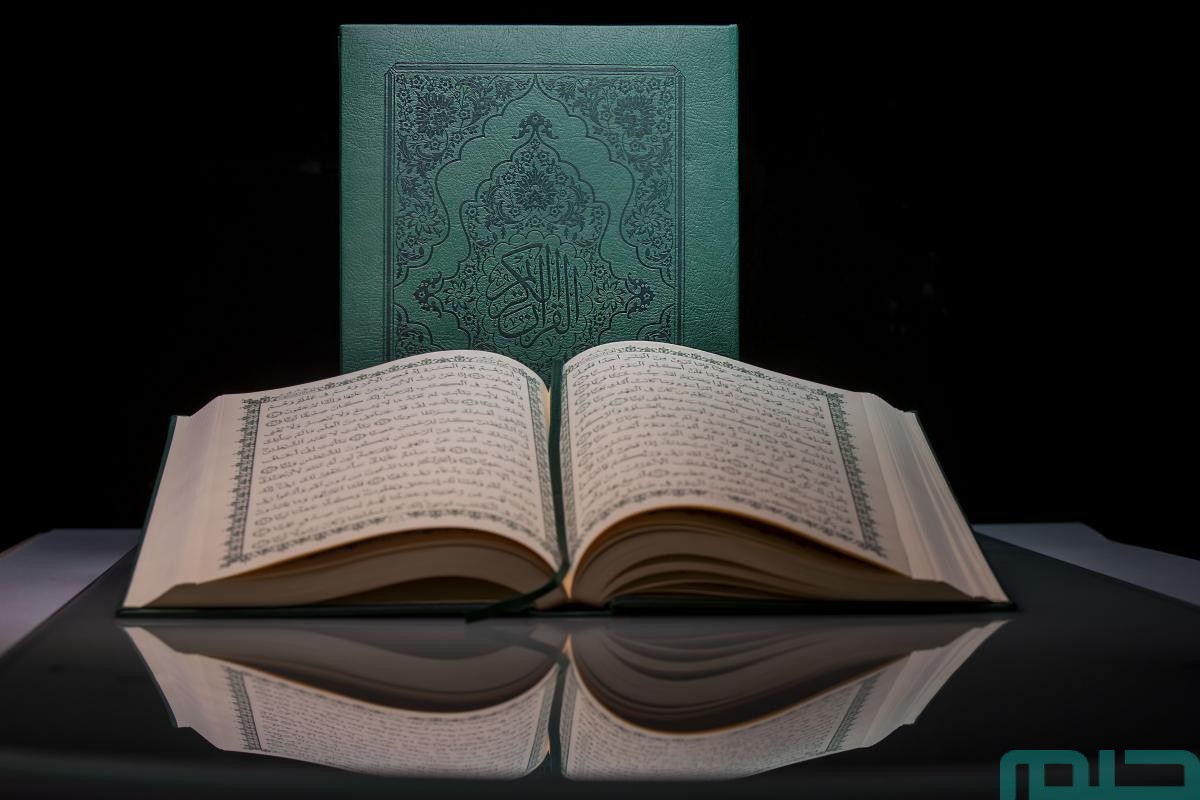 تفسير قراءة المعوذات بصوت عالٍ في المنام